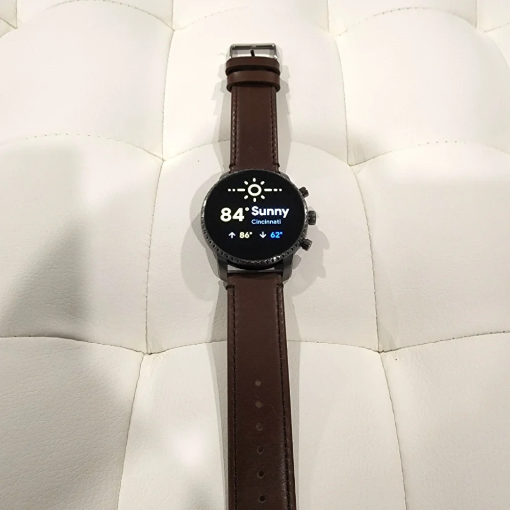 Fossil Explorist HR Gen 4 Smart Watch  Gun Metal and Leather Bands - Picture 3 of 10